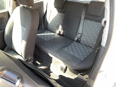 Lot 51 - 2004 Ford Fiesta Finesse