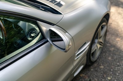 Lot 19 - 2002 Mercedes-Benz SL500