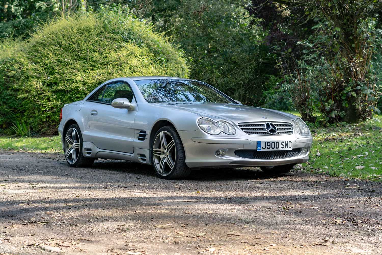 Lot 19 - 2002 Mercedes-Benz SL500