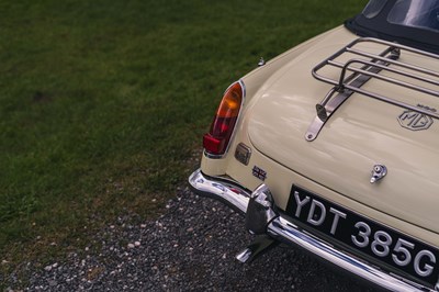 Lot 73 - 1969 MG C Roadster