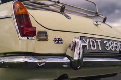 Lot 73 - 1969 MG C Roadster