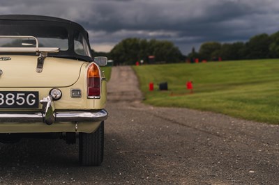 Lot 73 - 1969 MG C Roadster