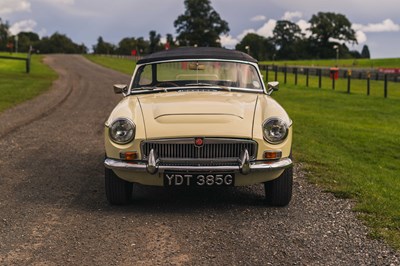 Lot 73 - 1969 MG C Roadster