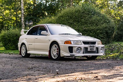 Lot 28 - 1998 Mitsubishi Lancer Evo V