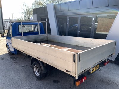 Lot 52 - 1987 Ford Transit 190 Flatbed