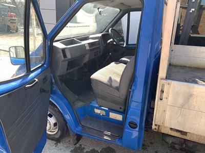 Lot 52 - 1987 Ford Transit 190 Flatbed