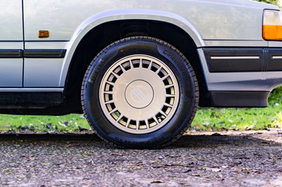 Lot 39 - 1991 Volvo 940 GLE