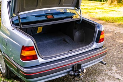 Lot 39 - 1991 Volvo 940 GLE