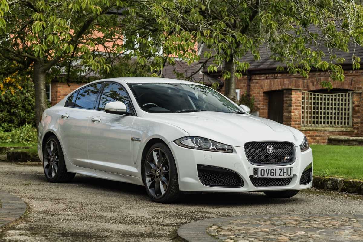 Lot 15 - 2011 Jaguar XFR Saloon