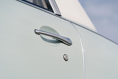 Lot 1 - 1991 Nissan Figaro