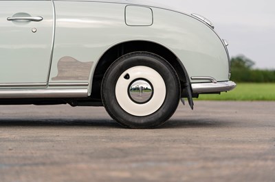 Lot 1 - 1991 Nissan Figaro