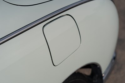 Lot 1 - 1991 Nissan Figaro