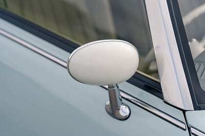 Lot 1 - 1991 Nissan Figaro
