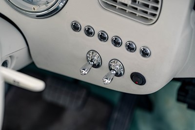 Lot 1 - 1991 Nissan Figaro