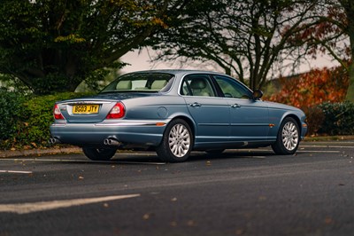 Lot 16 - 2003 Jaguar XJ8 4.2 V8 SE