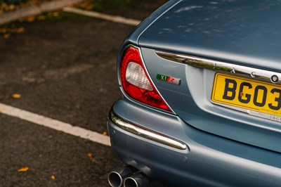 Lot 16 - 2003 Jaguar XJ8 4.2 V8 SE