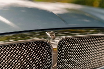 Lot 16 - 2003 Jaguar XJ8 4.2 V8 SE