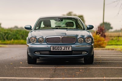 Lot 16 - 2003 Jaguar XJ8 4.2 V8 SE