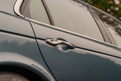 Lot 16 - 2003 Jaguar XJ8 4.2 V8 SE