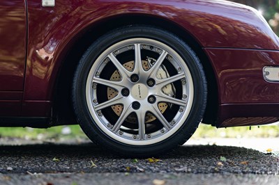 Lot 12 - 1996 Porsche 911 Carrera 4