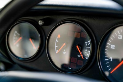 Lot 12 - 1996 Porsche 911 Carrera 4