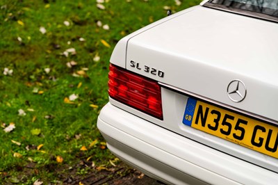 Lot 3 - 1996 Mercedes-Benz SL 320