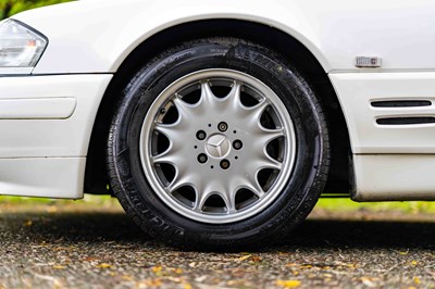 Lot 3 - 1996 Mercedes-Benz SL 320