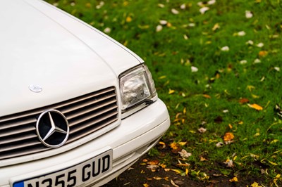 Lot 3 - 1996 Mercedes-Benz SL 320
