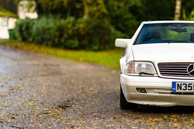 Lot 3 - 1996 Mercedes-Benz SL 320