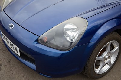 Lot 65 - 2002 Toyota MR2
