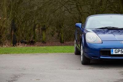 Lot 65 - 2002 Toyota MR2