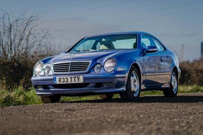 Lot 10 - 2000 Mercedes CLK230 Elegance