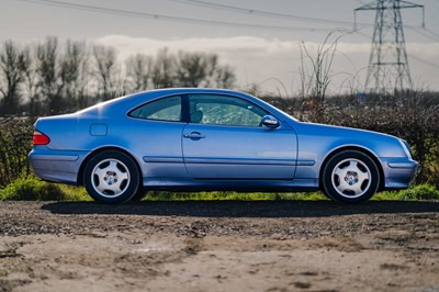 Lot 10 - 2000 Mercedes CLK230 Elegance