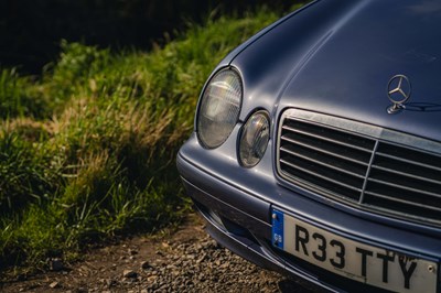 Lot 10 - 2000 Mercedes CLK230 Elegance