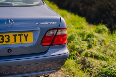 Lot 10 - 2000 Mercedes CLK230 Elegance