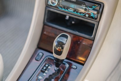 Lot 10 - 2000 Mercedes CLK230 Elegance