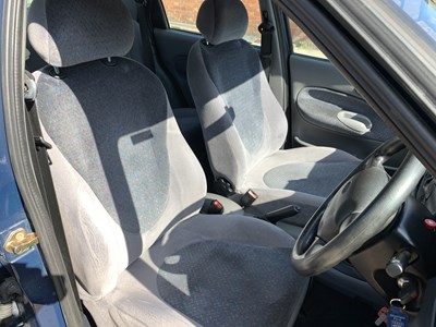 Lot 64 - 1996 Ford Escort 16v