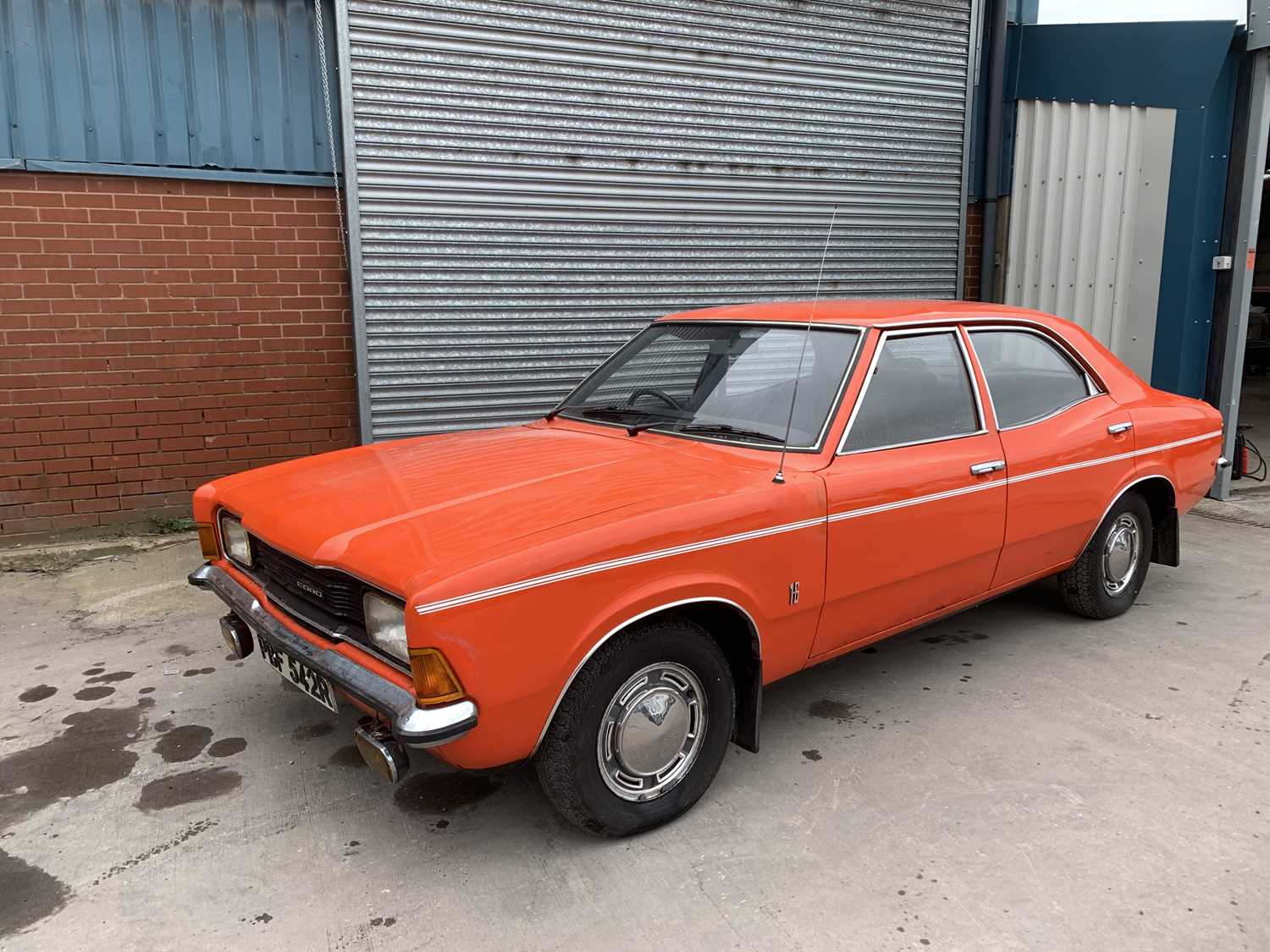 Lot 65 - 1976 Ford Cortina XL