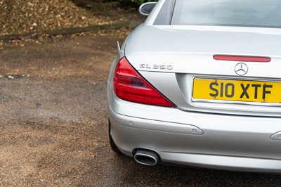 Lot 12 - 2003 Mercedes SL350