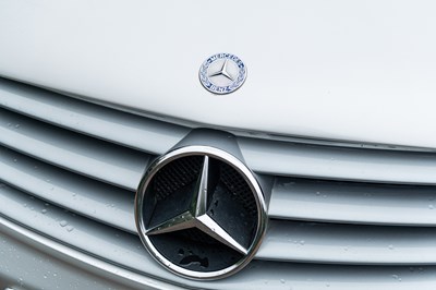 Lot 12 - 2003 Mercedes SL350