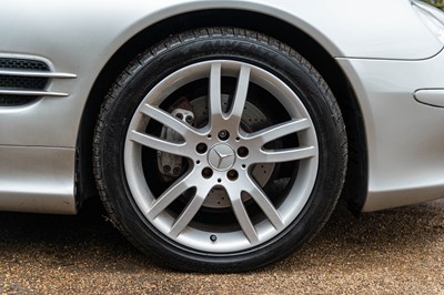 Lot 12 - 2003 Mercedes SL350