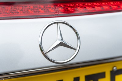 Lot 12 - 2003 Mercedes SL350