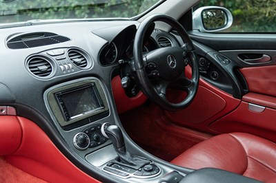 Lot 12 - 2003 Mercedes SL350