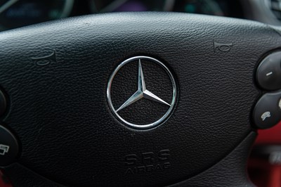 Lot 12 - 2003 Mercedes SL350