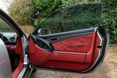 Lot 12 - 2003 Mercedes SL350