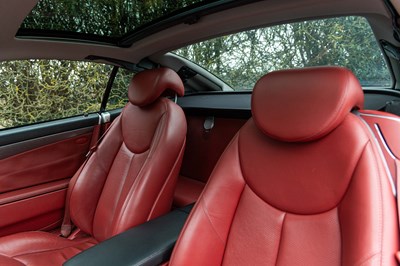 Lot 12 - 2003 Mercedes SL350