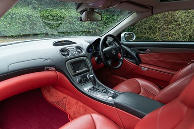 Lot 12 - 2003 Mercedes SL350
