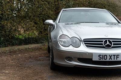 Lot 12 - 2003 Mercedes SL350