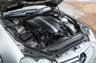 Lot 12 - 2003 Mercedes SL350