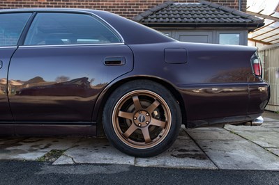 Lot 8 - 2000 Toyota Chaser